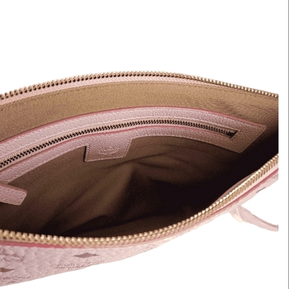 🌸 MCM Portuna Flat Visetos Coated Canvas in Powder Pink Pouch Crossbody Bag NEW - Picture 5 of 16